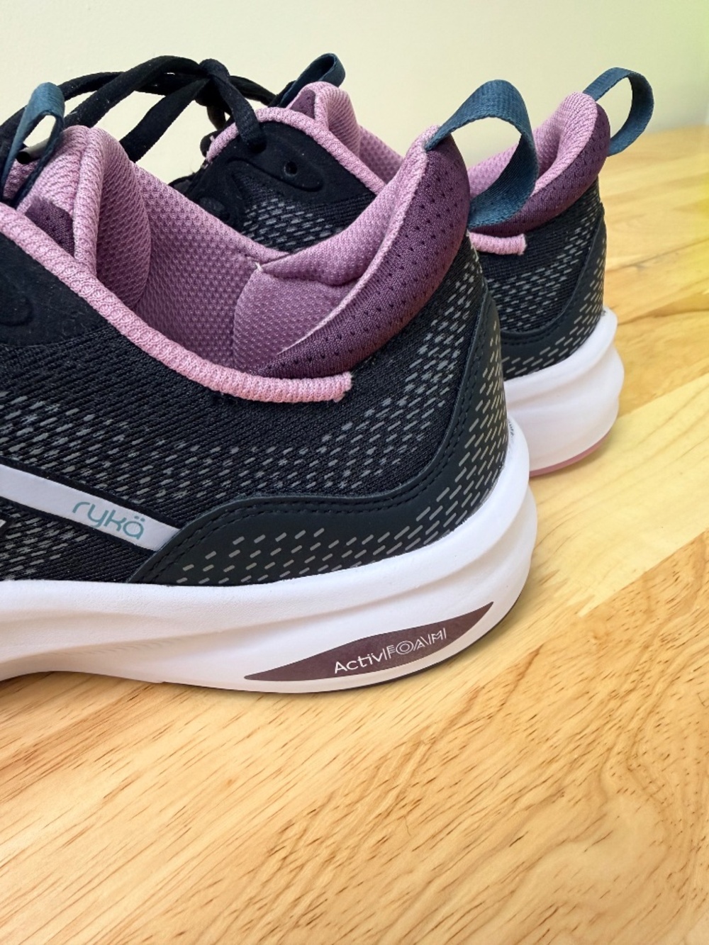 Ryka Never Quit 2 Training Sneakers Size 9 - Picture 5 of 8